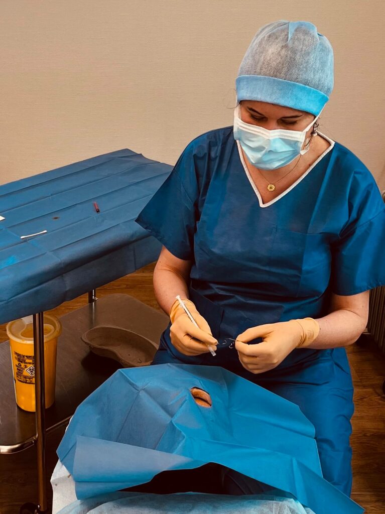 injections intravitréenne (IVT) au Centre Rétine Mathilde Dr Lecleire-Collet